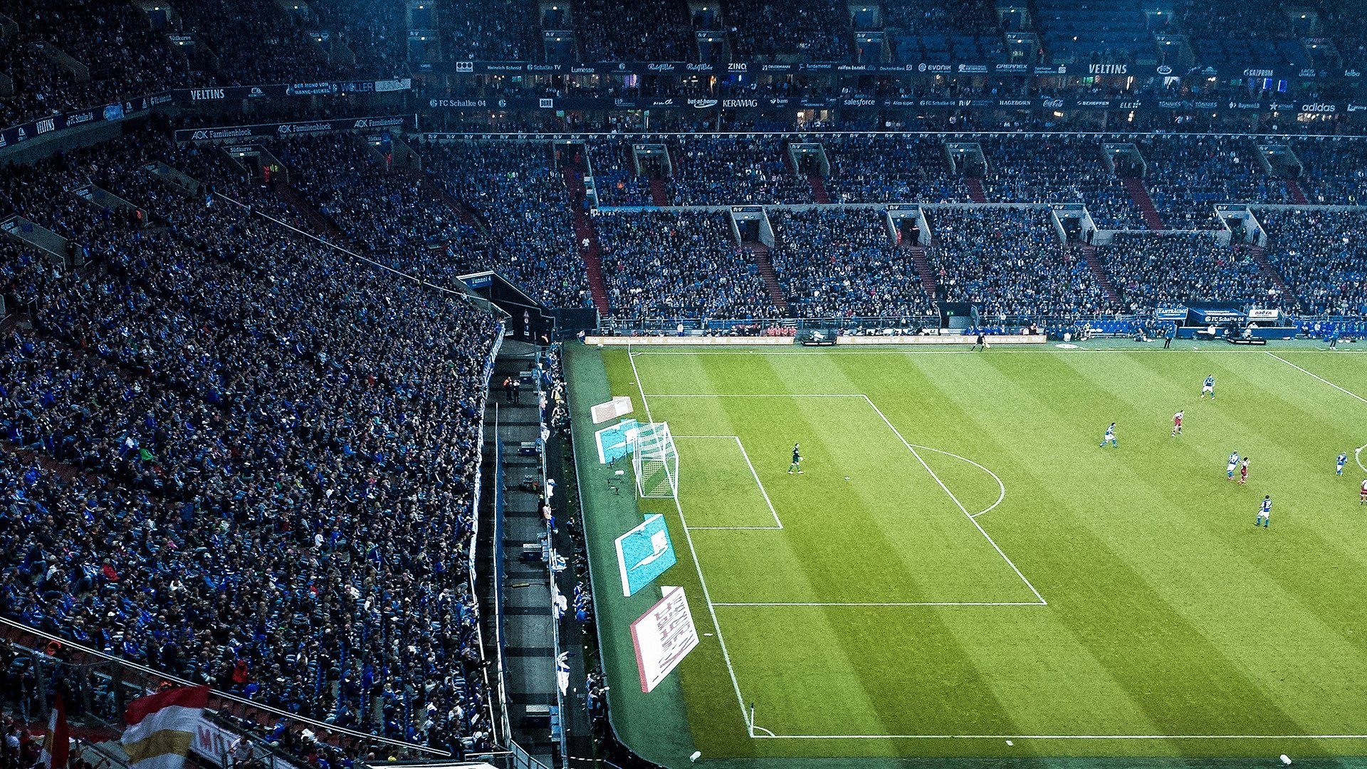 开云官网-铁壁封印紫金军，乔治单骑破湖城—解析公牛极致防守如何绞杀湖人进攻体系