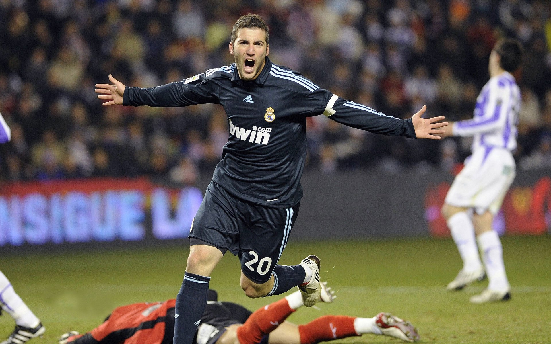 开云平台-辽宁戈贝尔降临CBA！禁区统治力助球队险胜浙江，他真是外援吗？